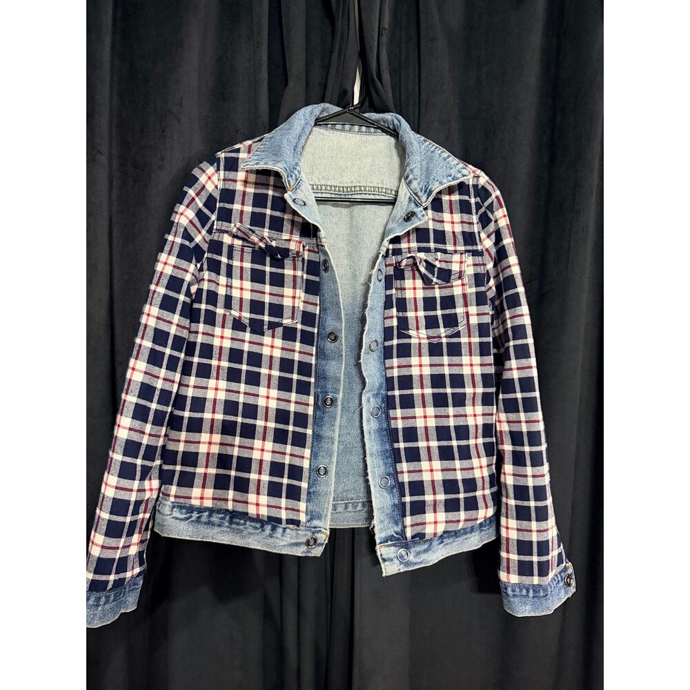 Driftwood from Free People distressed denim jacket reversible - Picture 6 of 6